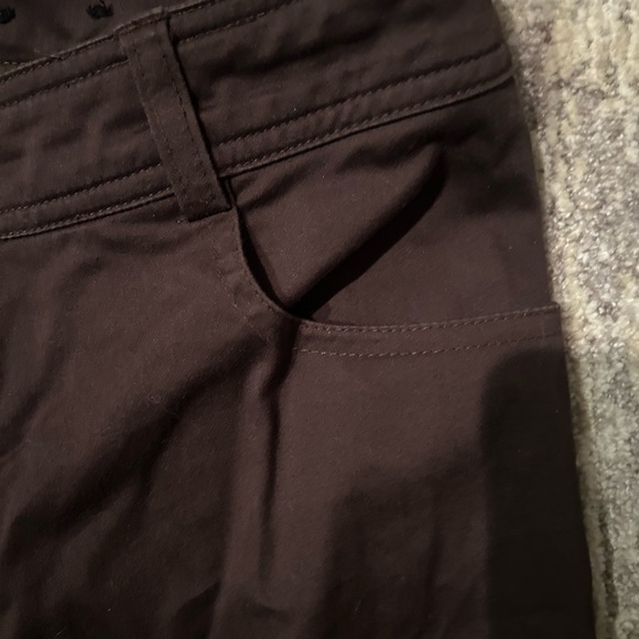 Flare leg pants w/ front pockets & back pockets- zippered fly, button closure - Picture 3 of 10